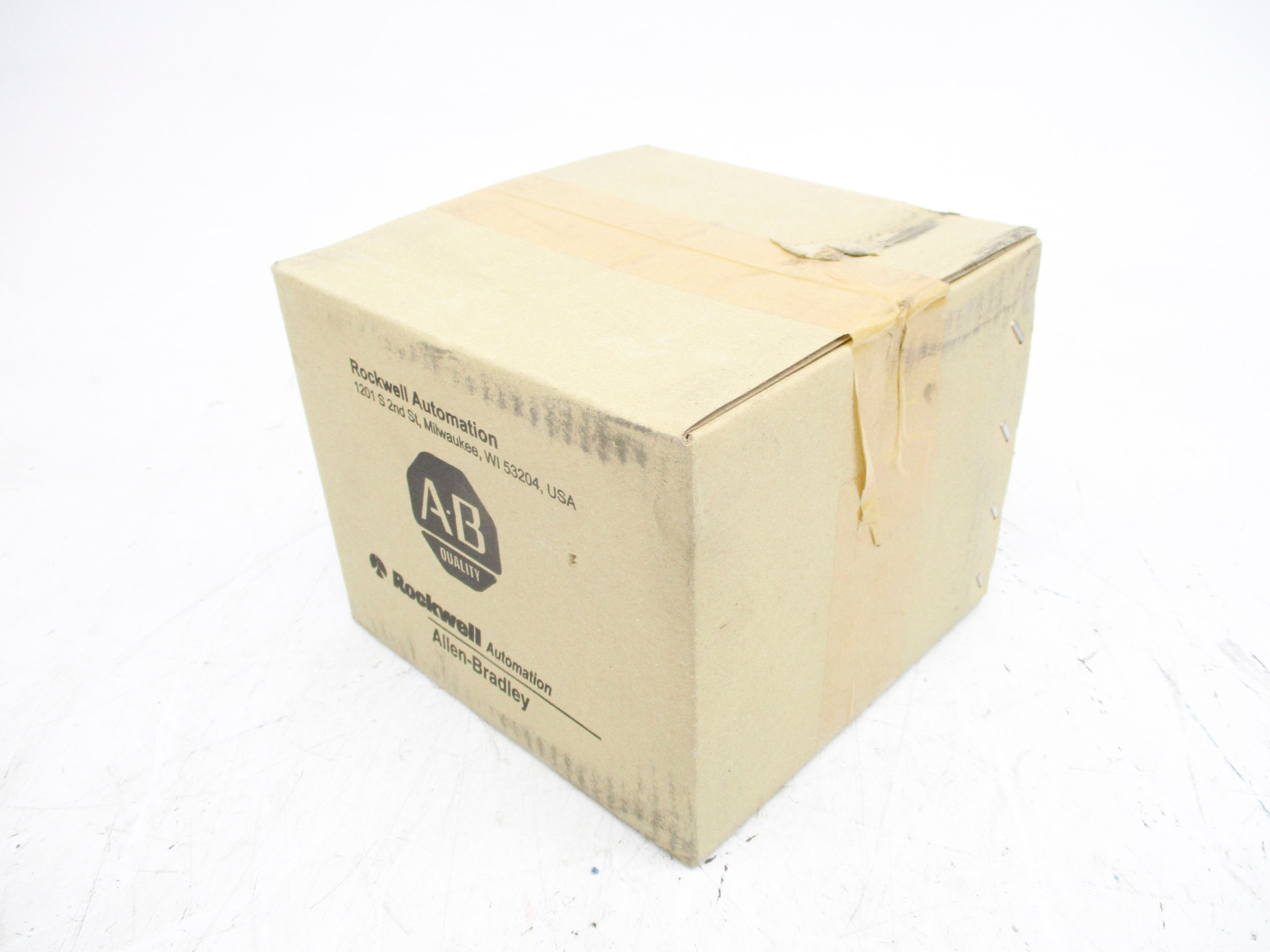 ALLEN BRADLEY 1746-P2 SER. C 170-265VAC DATE: 2016 NSFS