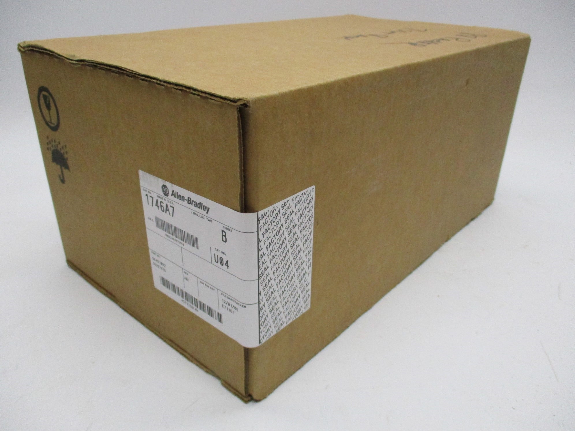 ALLEN BRADLEY 1746-A7 SER. B DATE: 2006 NSFS