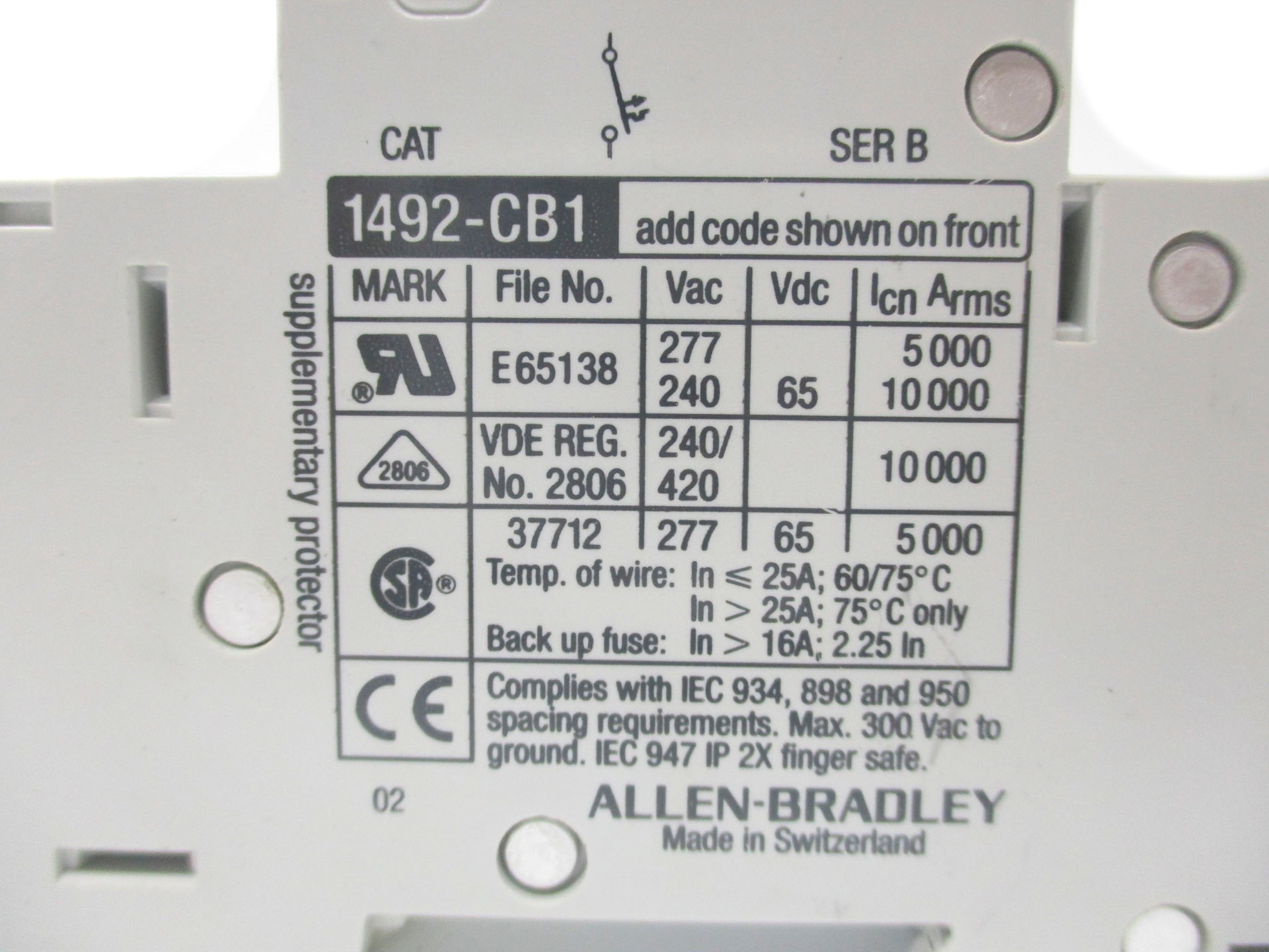 ALLEN BRADLEY 1492-CB1G100 240V UNMP