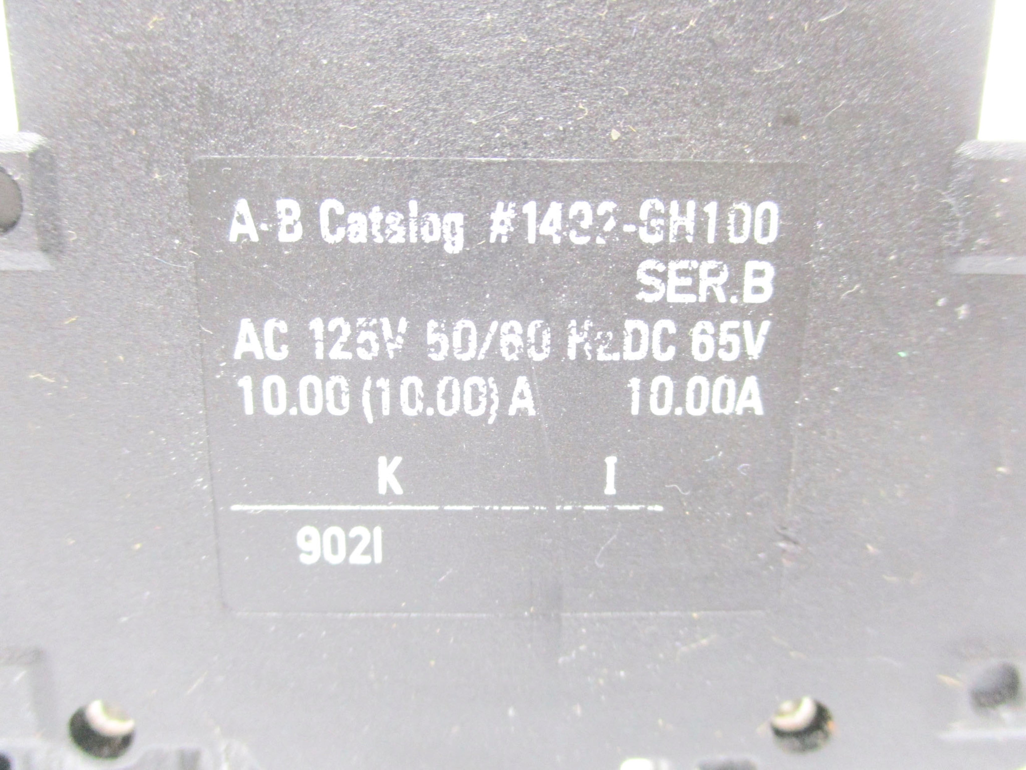 ALLEN BRADLEY 1492-GH100 SER. B 125V UNMP
