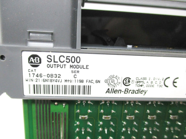 ALLEN BRADLEY 1746-OB32 SER. C NSNP