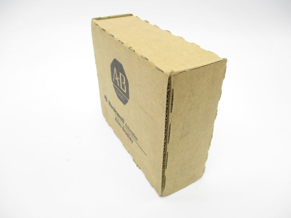 ALLEN BRADLEY 1769-OW8I SER. B F/W 3.1 DATE: 2015 NSFS