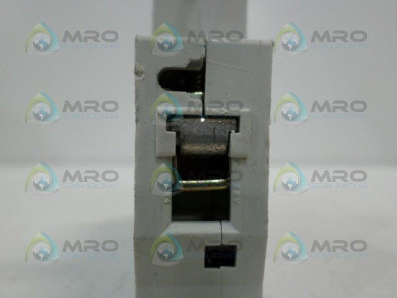 MERLIN GERIN 20856 CIRCUIT BREAKER 20A  UNMP