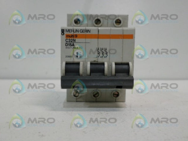 MERLIN GERIN 20885 CIRCUIT BREAKER 15A  UNMP