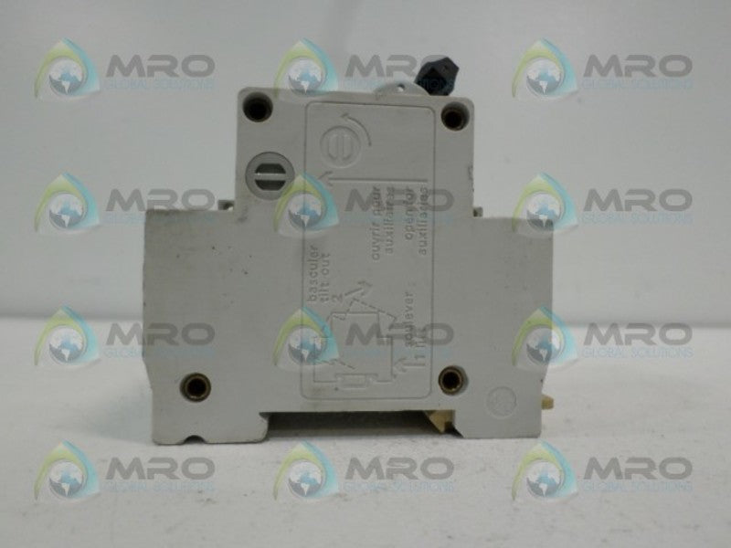 MERLIN GERIN 20885 CIRCUIT BREAKER 15A  UNMP