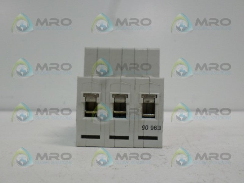 MERLIN GERIN 20885 CIRCUIT BREAKER 15A  UNMP