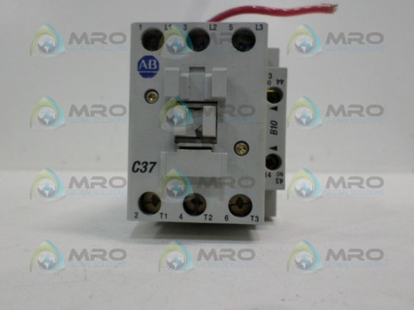 ALLEN BRADLEY 100-C37A10 SER. A CONTACTOR  UNMP