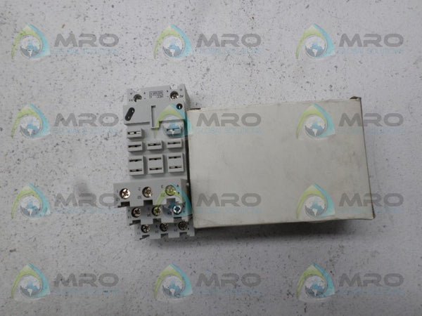 DAYTON 1EGR3 RELAY BASE  NSMP