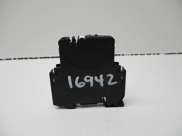 PHOENIX CONTACT EC-E1-2A-DC24V CIRCUIT BREAKER 2A DC24V NSNP