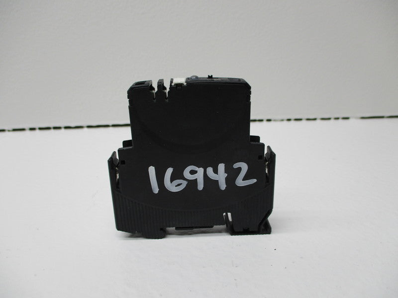 PHOENIX CONTACT EC-E1-2A-DC24V CIRCUIT BREAKER 2A DC24V NSNP