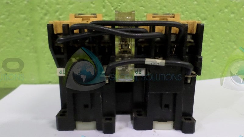 ALLEN BRADLEY 100-A09NA3 SER. B CONTACTOR  UNMP