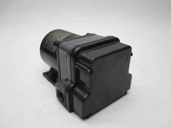 HUBBELL 2210-221BA13 UNMP
