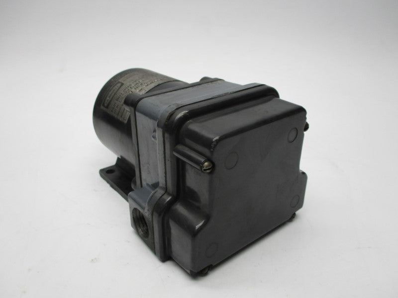 HUBBELL 2210-221BA13 UNMP
