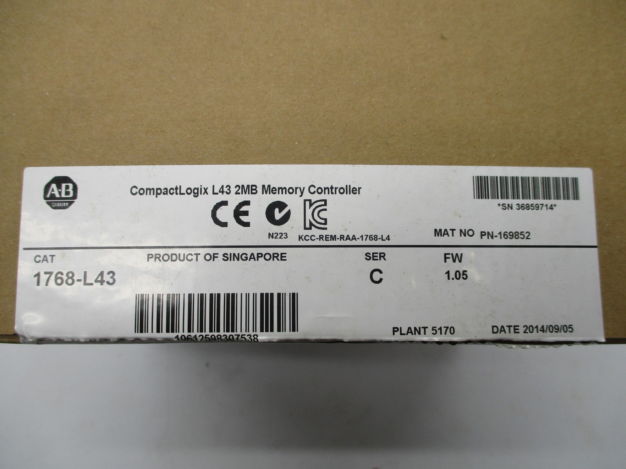 ALLEN BRADLEY 1768-L43 SER. C 24VDC 1.3A F/W 1.05 (NO KEY) NSMP