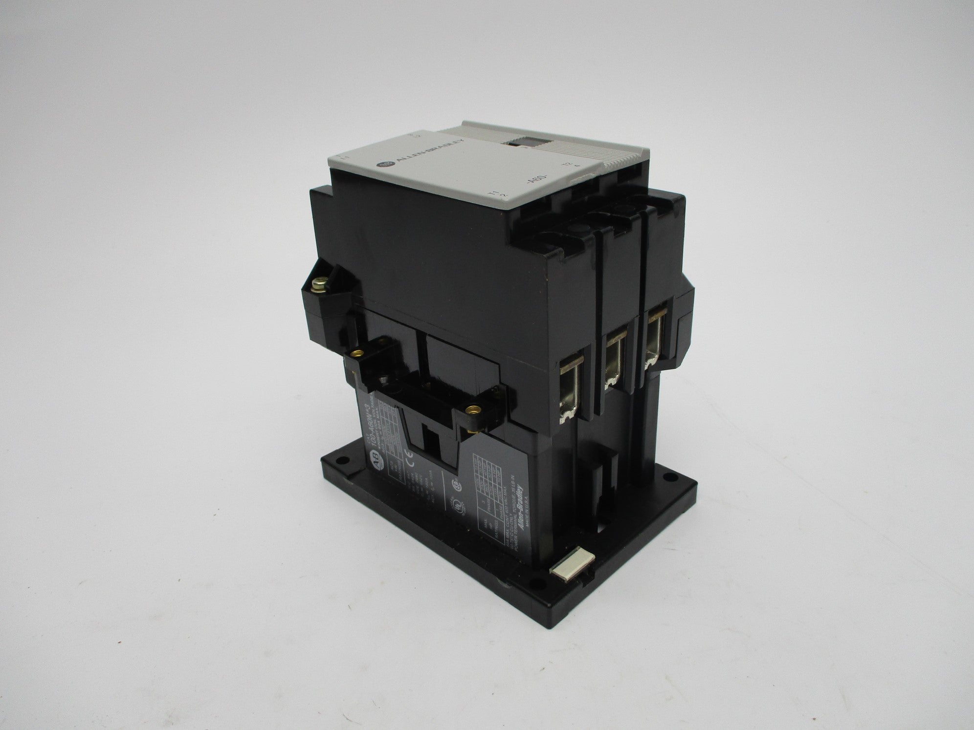 ALLEN BRADLEY 100-A60ND3 SER. C 110/120V  NSNP