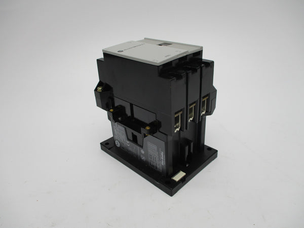 ALLEN BRADLEY 100-A60ND3 SER. C 110/120V  NSNP