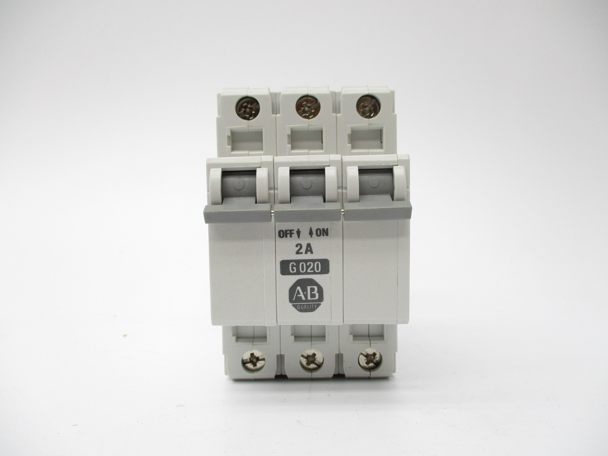 ALLEN BRADLEY 1492-CB3G020 SER. B 480V 2A NSMP