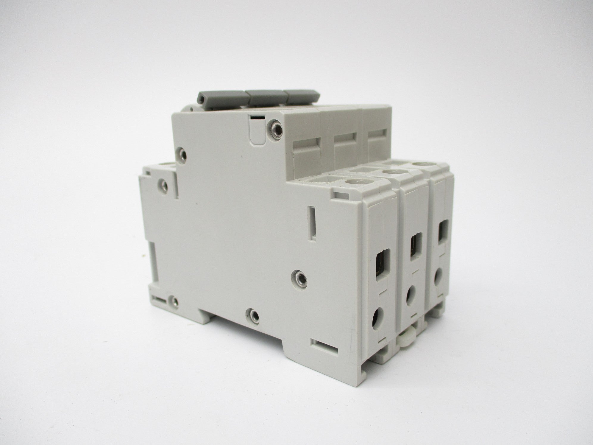 ALLEN BRADLEY 1492-CB3G020 SER. B 480V 2A NSMP