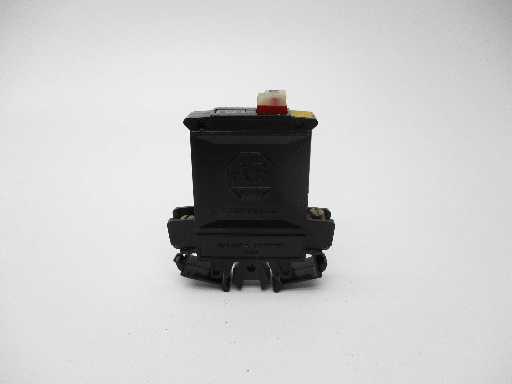 ALLEN BRADLEY 1492-G008 SER. B .8A 250V NSNP