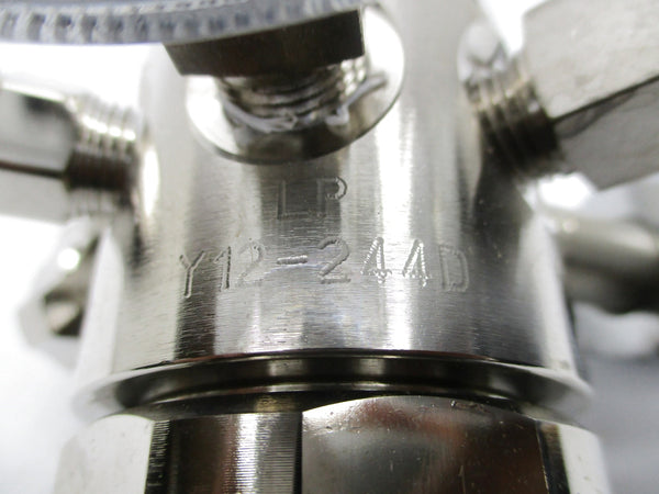 AIRGAS Y12-244D590 NSMP