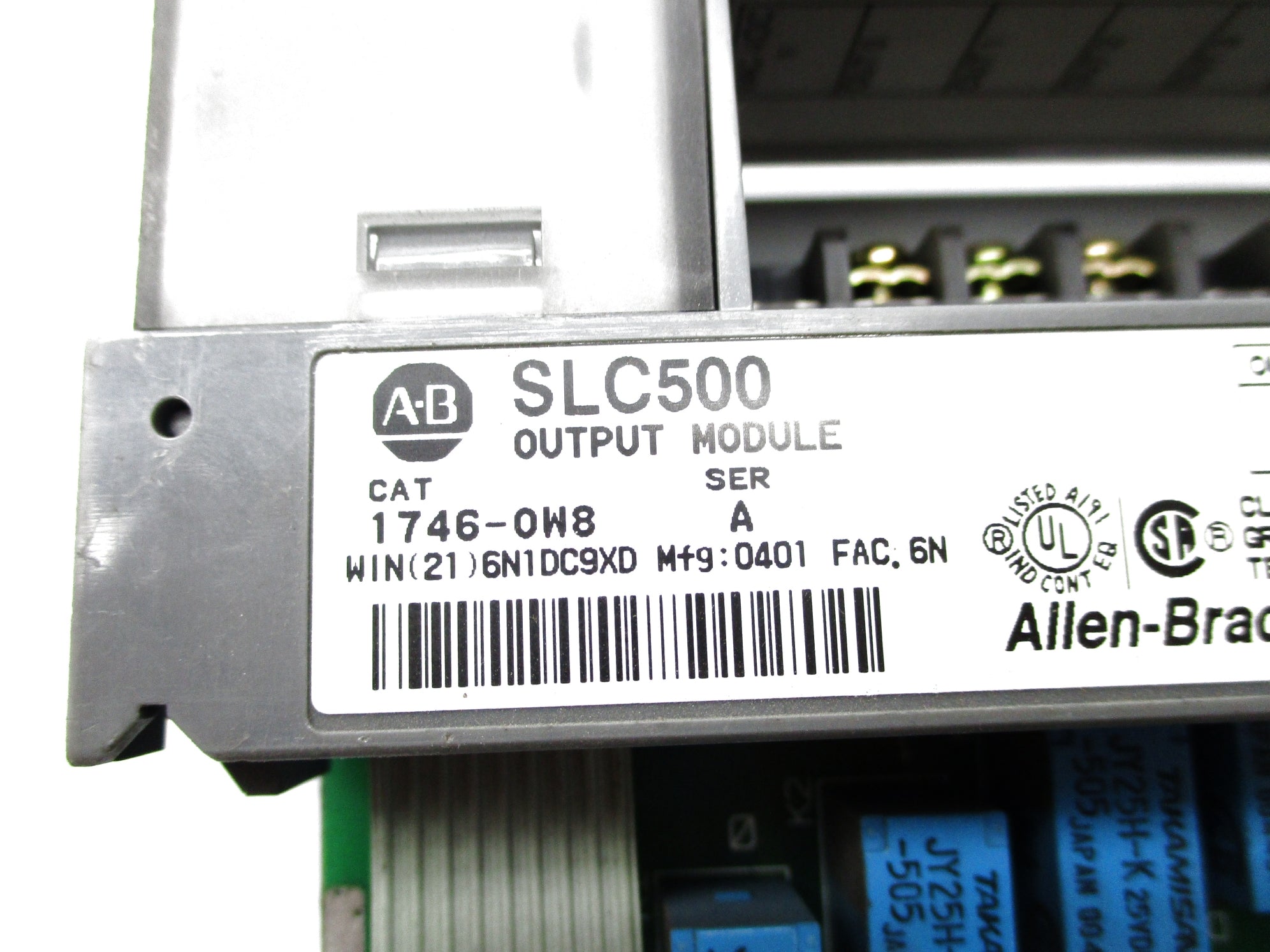 ALLEN BRADLEY 1746-OW8 SER. A 10-250VAC UNMP
