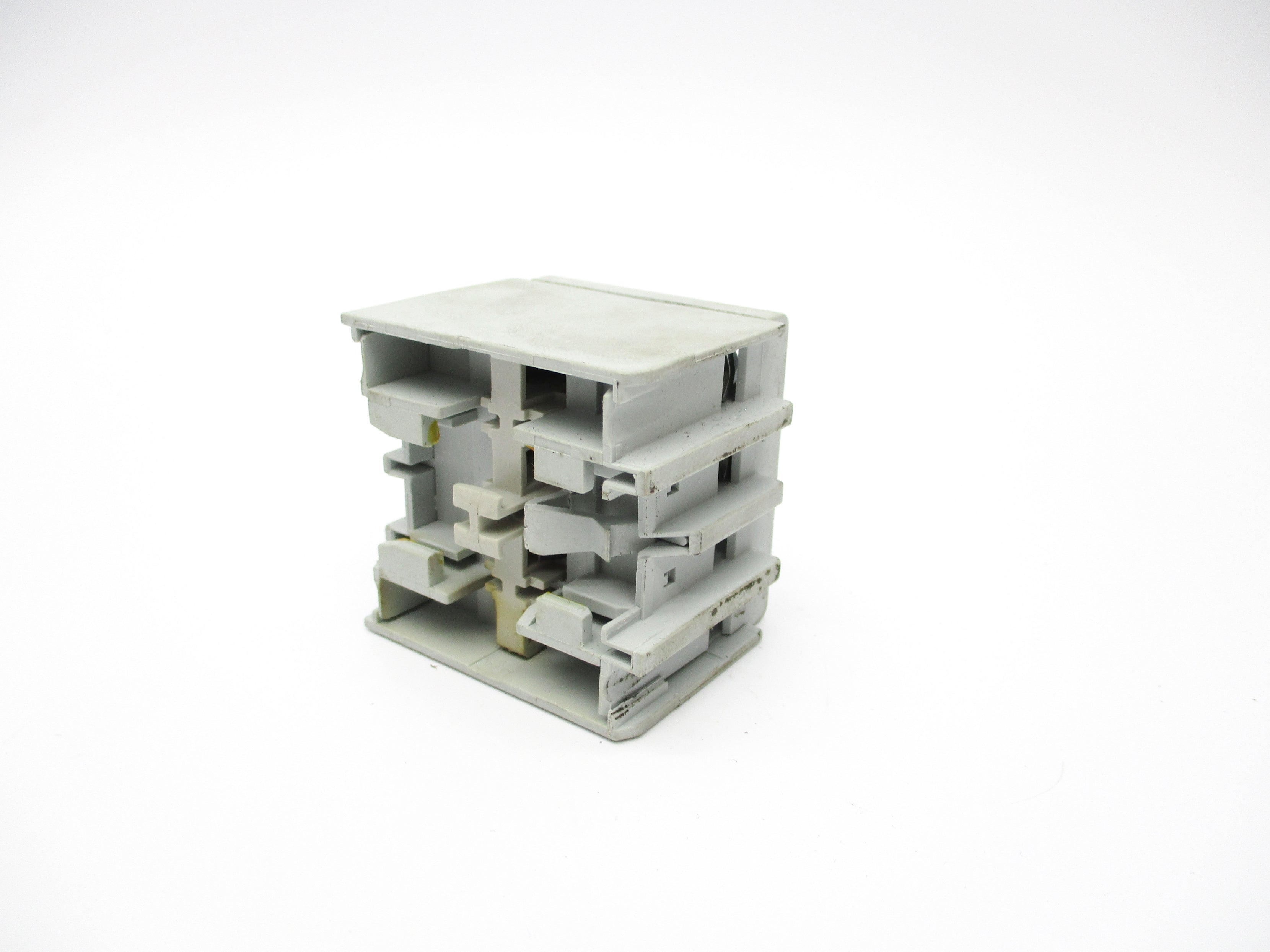 ALLEN BRADLEY 100-FA31 SER. B UNMP