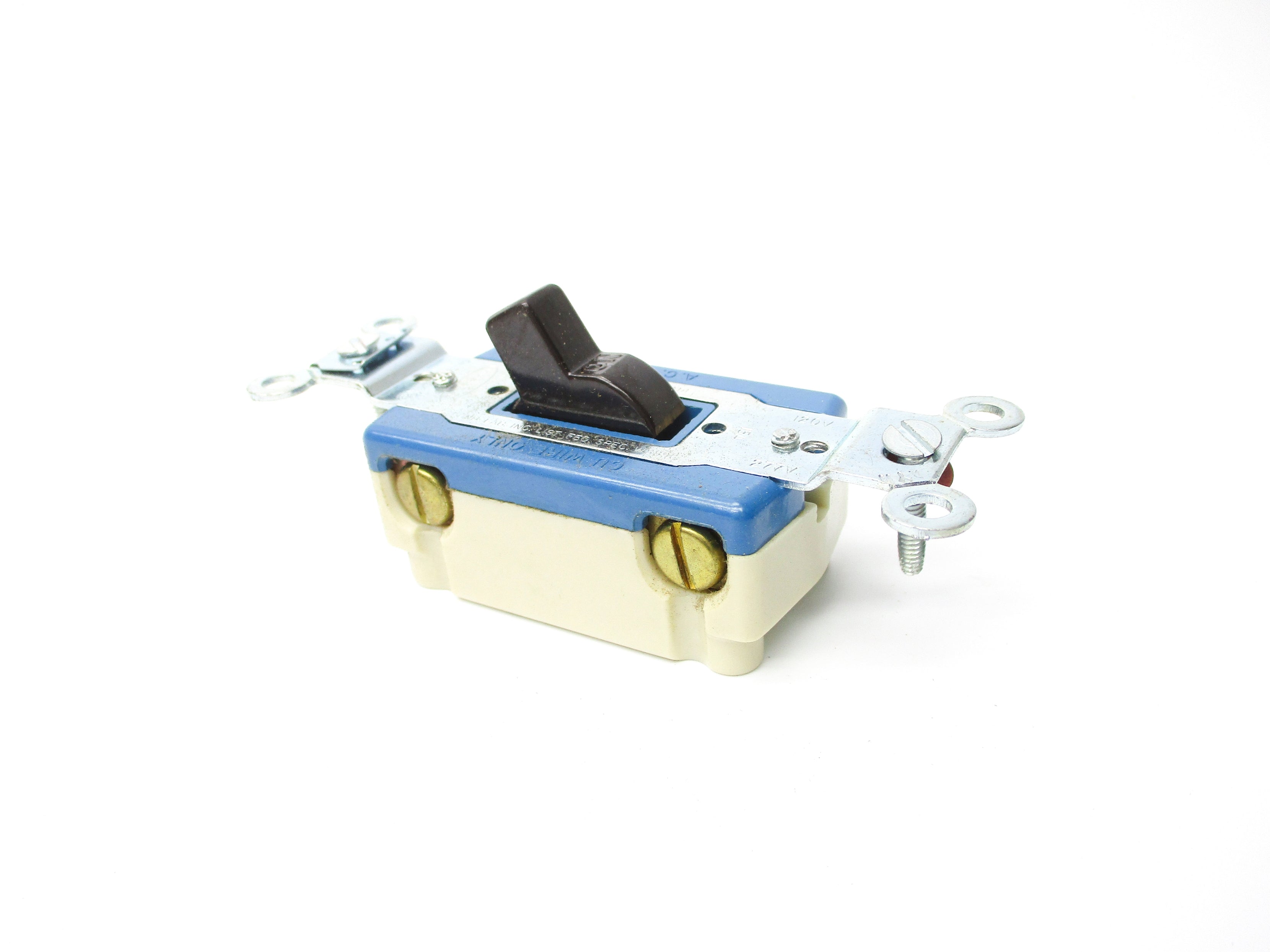 HUBBELL 1202 277VAC 15A NSMP