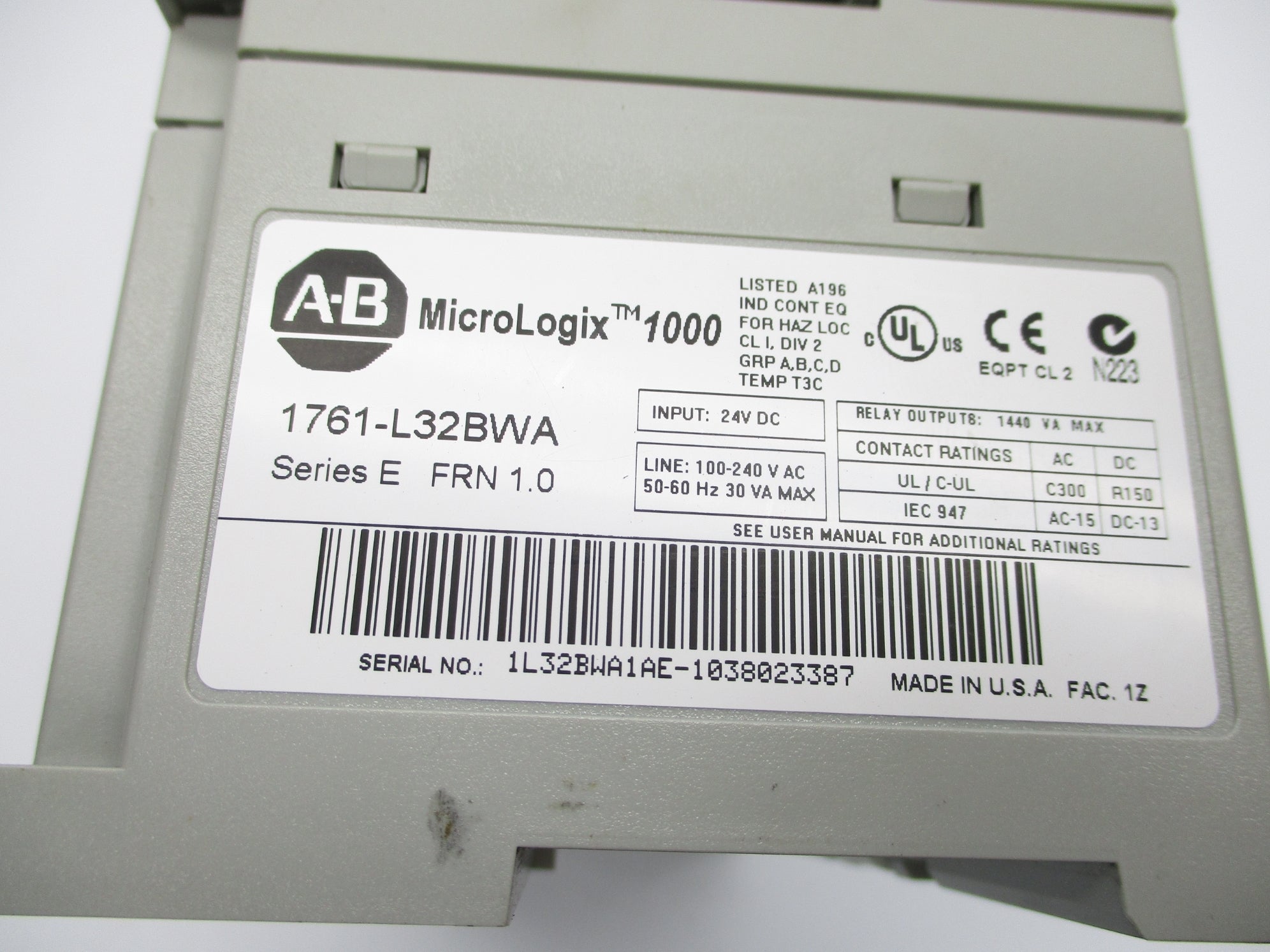 ALLEN BRADLEY 1761-L32BWA SER. E F/W 1.0 24VDC NSNP