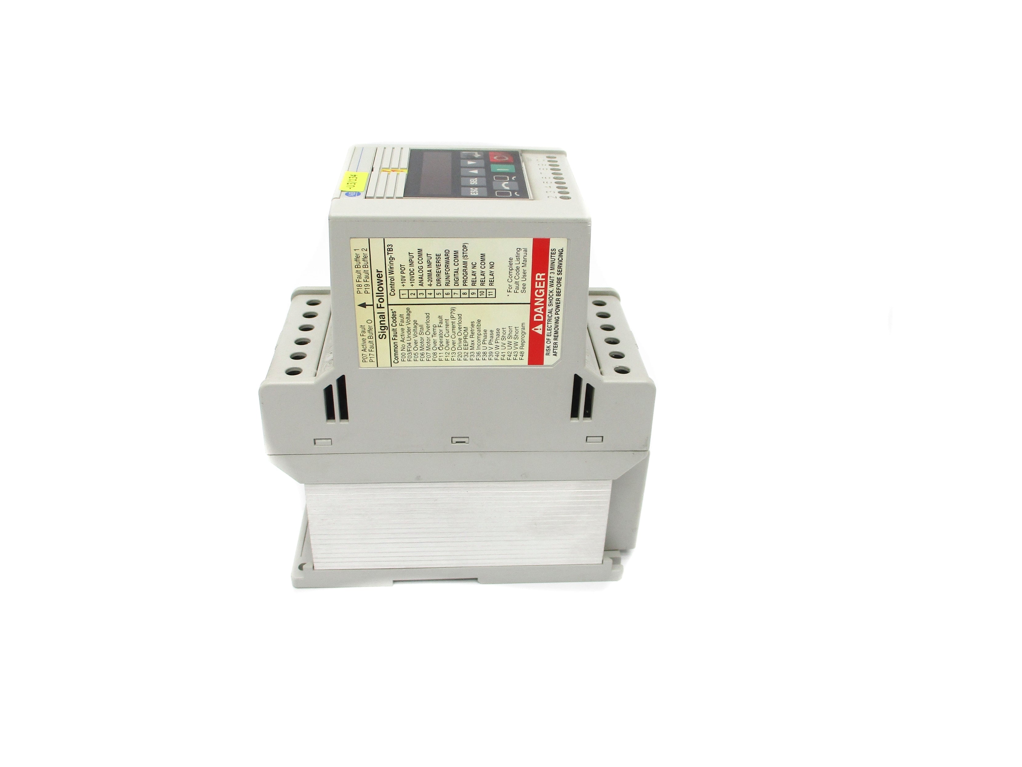 ALLEN BRADLEY 160-BA03NSF1 SER. C F/W 7.06 380-460V 2.8A UNMP