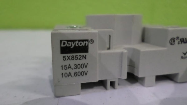DAYTON 5X852N RELAY SOCKET  UNMP