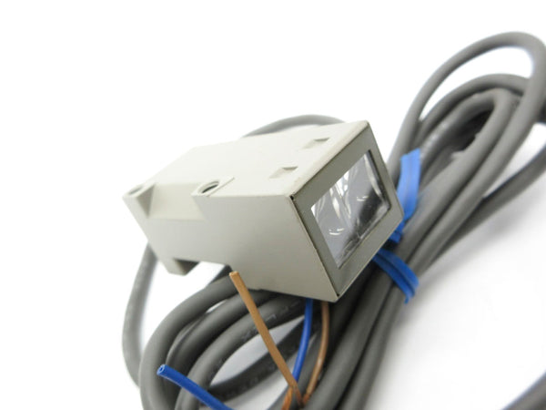 OMRON E3S-CT11-L 10-30VDC NSNP