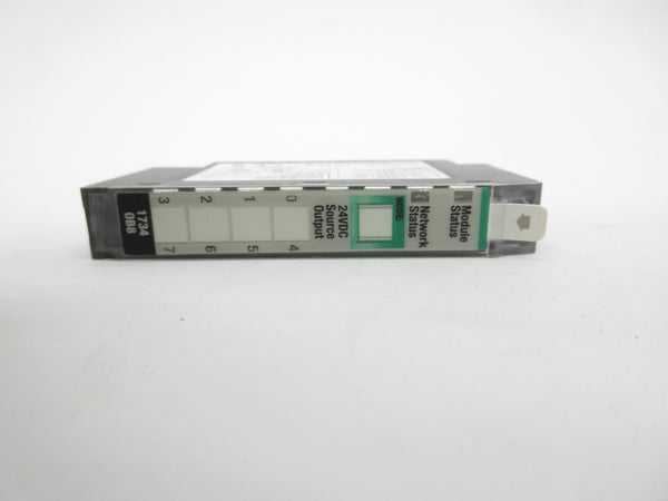 ALLEN BRADLEY 1734-OB8 SER. C F/W 3.017 24VDC 3A UNMP