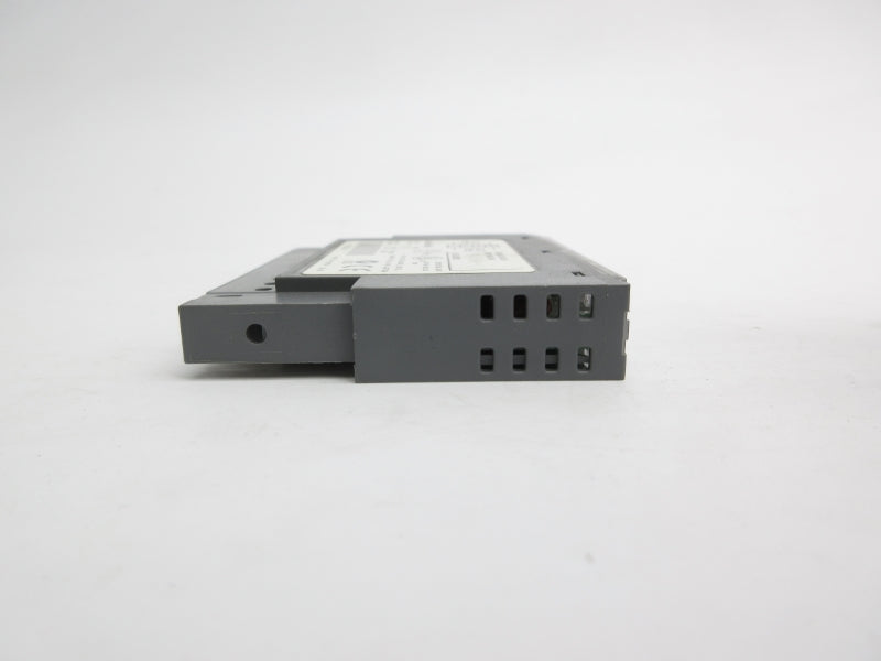 ALLEN BRADLEY 1734-IA2 SER. B F/W 2.002 120VAC NSNP