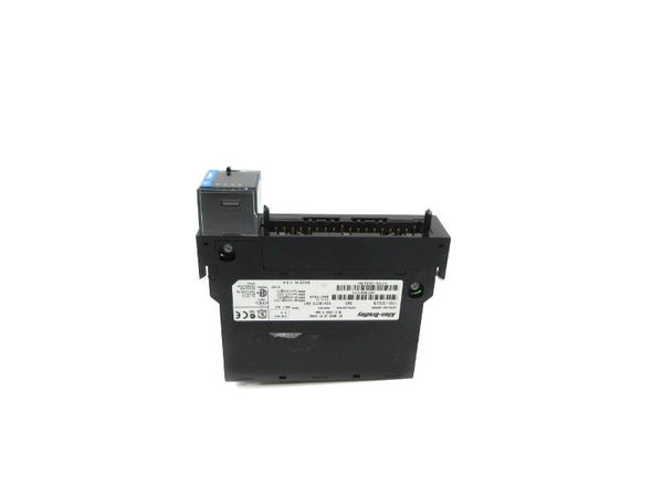ALLEN BRADLEY 1756-IB32 SER. B F/W 3.5 10-31.2VDC (NO DOOR) NSNP