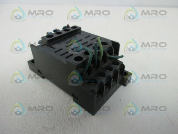 OMRON PTF14A-E RELAY SOCKET  UNMP