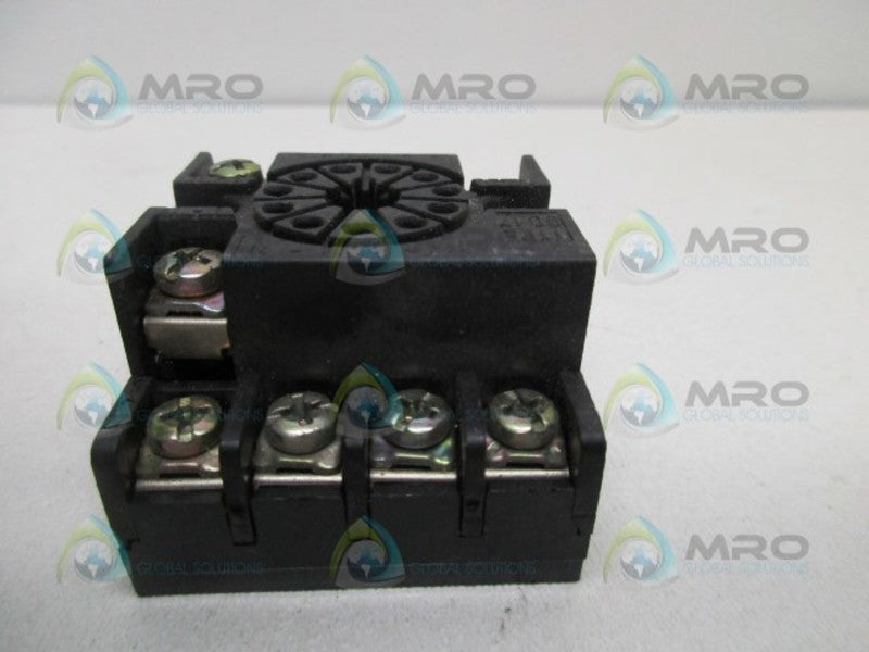 FINDER 90.17 RELAY SOCKET  UNMP