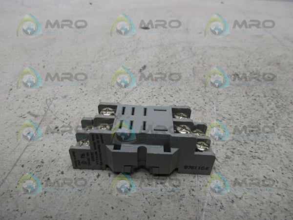 DAYTON 2A582E RELAY SOCKET  UNMP