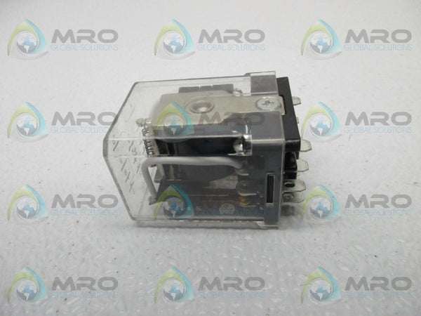 CUTLER HAMMER D5PR3P SER.A2 PLUG IN RELAY  UNMP