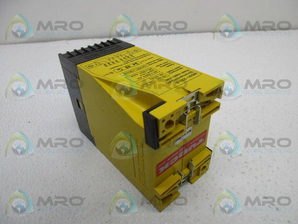 TURCK MS81-221-R POWER SUPPLY RELAY  NSNP