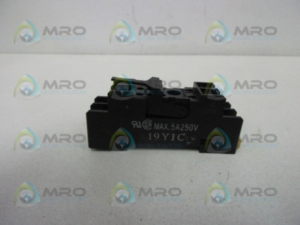 IDEC 19Y1C RELAY SOCKET  UNMP