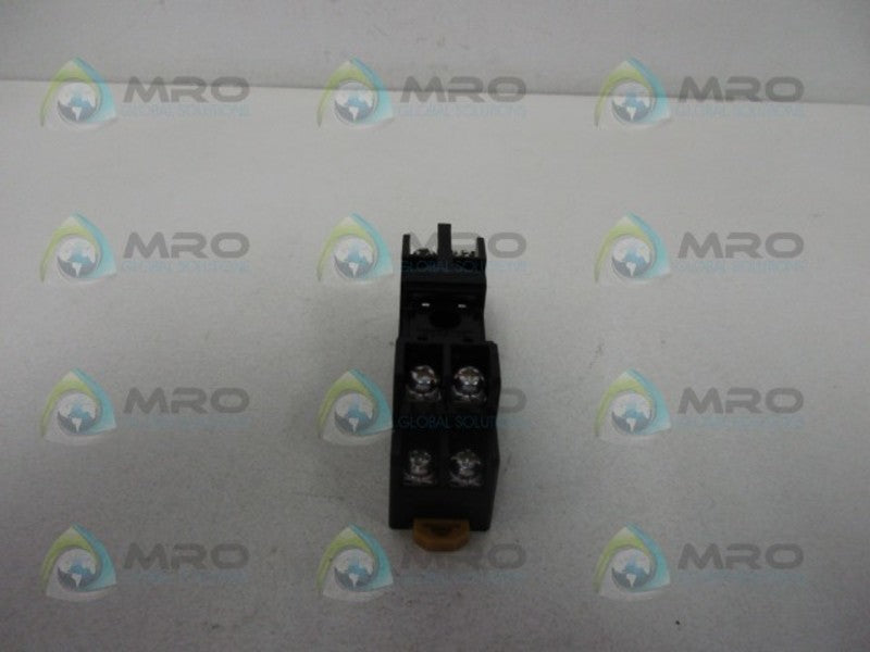 IDEC 19Y1C RELAY SOCKET  UNMP