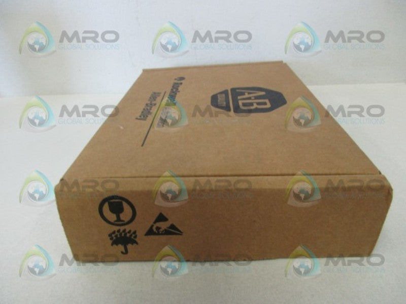 ALLEN BRADLEY 1756-IB32 SER. B F/W 3.4  NSFS