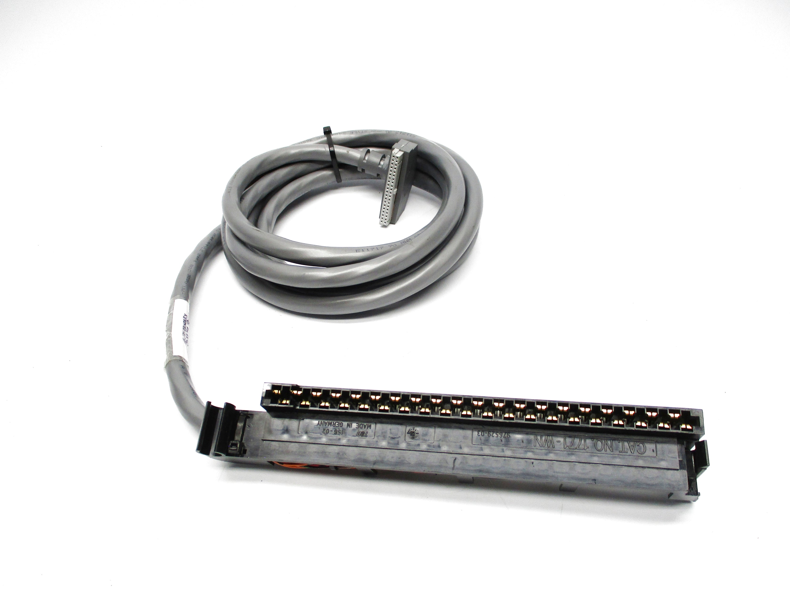 ALLEN BRADLEY 1492-CABLE25M SER. B NSMP