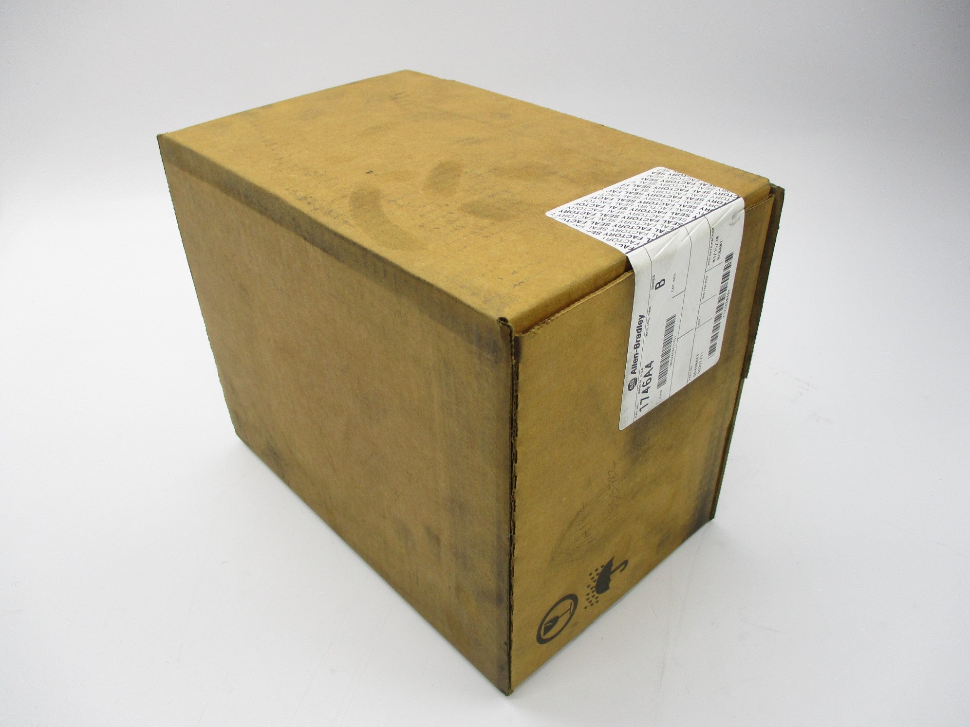 ALLEN BRADLEY 1746-A4 SER. B DATE: 2010 NSFS