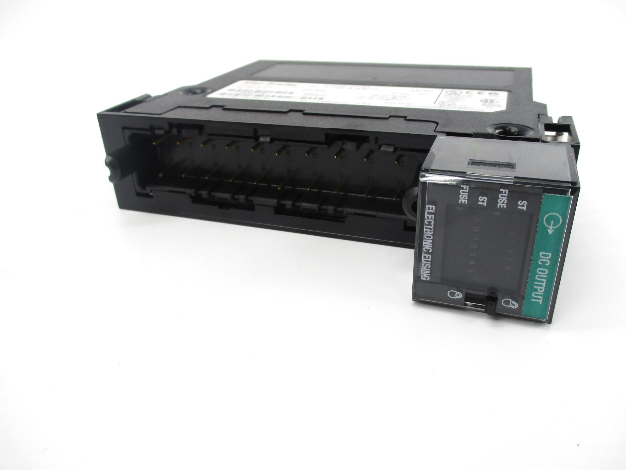 ALLEN BRADLEY 1756-OB16E SER. A F/W 3.3 (AS PICTURED) NSNP