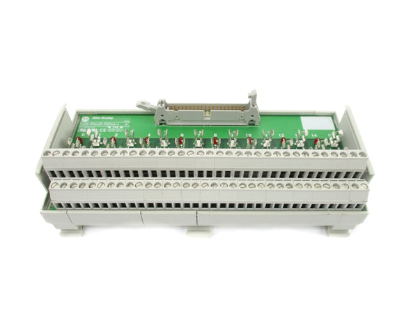 ALLEN BRADLEY 1492-IFM40F-FS24A-4 SER. A (AS PICTURED) NSNP
