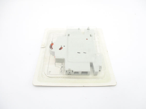 ABB 2CDS200912R0001 S2C-H6R S2C-H6R 230VAC 2A NSMP