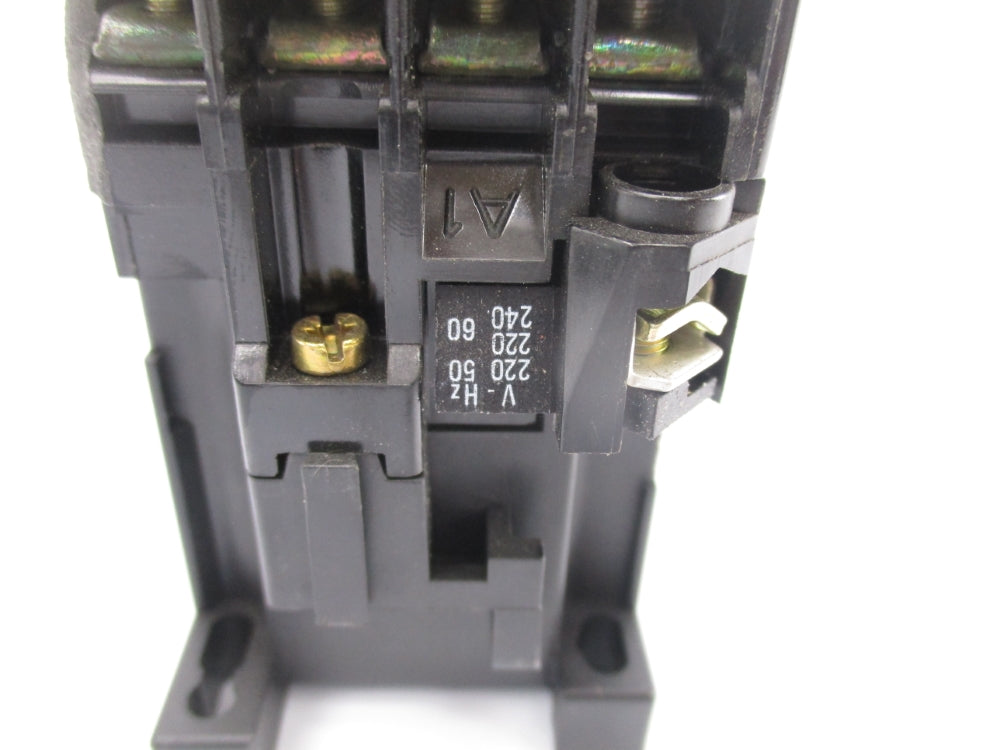 ABB K40E 220-240V (AS PICTURED) NSNP