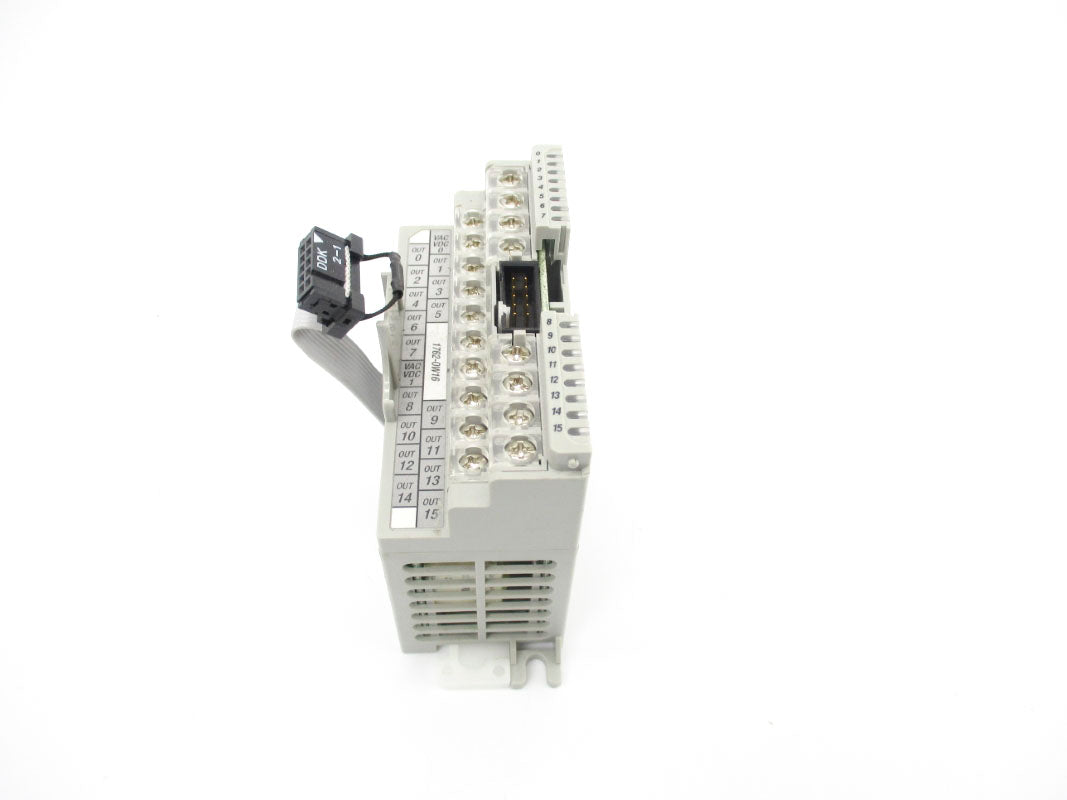 ALLEN BRADLEY 1762-OW16 SER. A 24VDC (AS PICTURED) NSNP