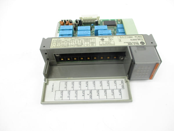 ALLEN BRADLEY 1746-OW16 SER. C 5-265VAC (NO TERMINALS) NSMP